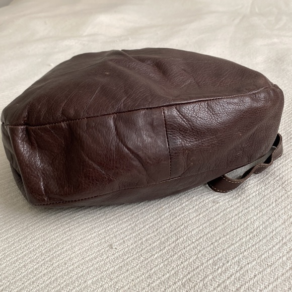 Roots genuine leather shoulder & crossbody bag - Picture 4 of 12